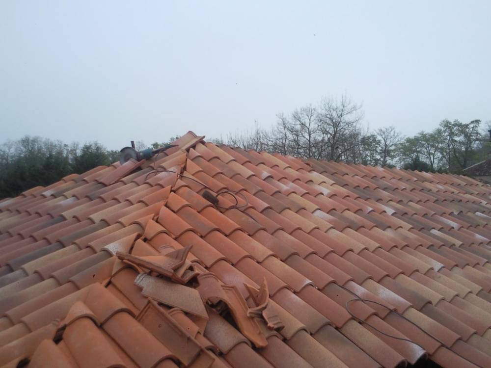 remplacement tuiles cassés